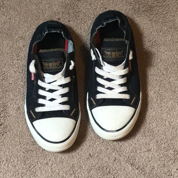 Levi's Classic Denim Sneakers. 8.5 - Picture 6 of 6